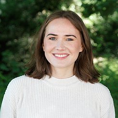 Frau  Hannah Herzog